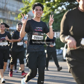 Runner Photo 1674013