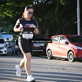Runner Photo 1674158