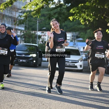 Runner Photo 1674189