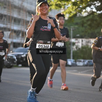 Runner Photo 1674209