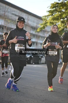 Runner Photo 1674220