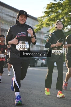 Runner Photo 1674237