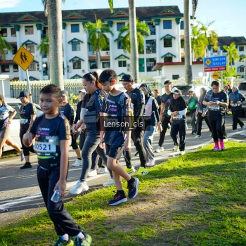 Runner Photo 1674313