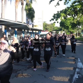 Runner Photo 1674325