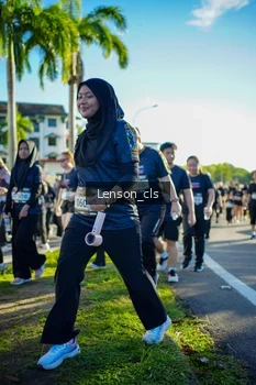 Runner Photo 1674380
