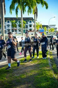 Runner Photo 1674448