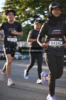 Runner Photo 1674452