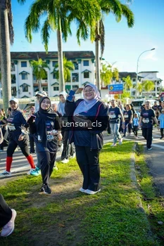 Runner Photo 1674558