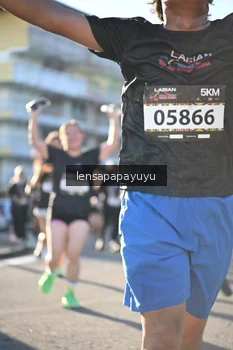 Runner Photo 1674621