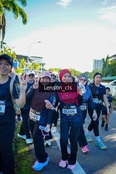 Runner Photo 1674661