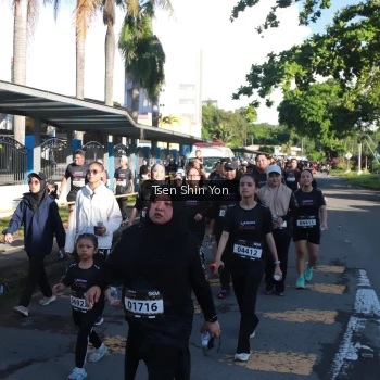Runner Photo 1674686