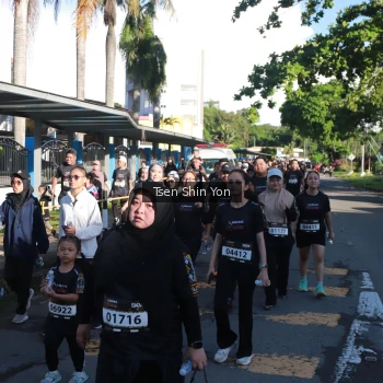 Runner Photo 1674698
