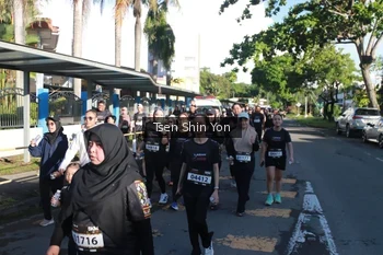Runner Photo 1674724