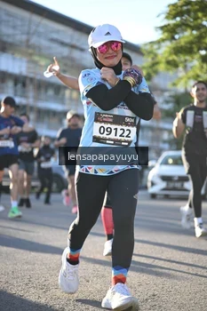 Runner Photo 1674776