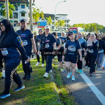 Runner Photo 1674784