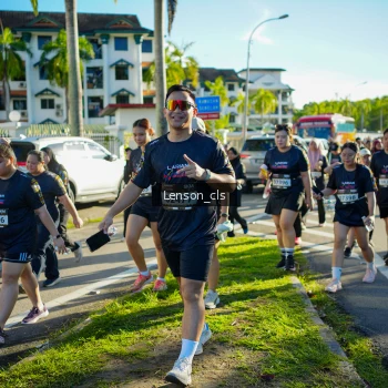 Runner Photo 1674952