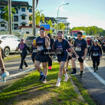 Runner Photo 1674958