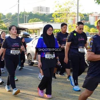Runner Photo 1674975