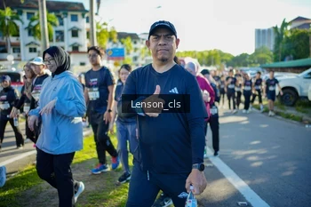 Runner Photo 1675000