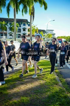 Runner Photo 1675069