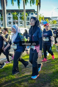 Runner Photo 1675078