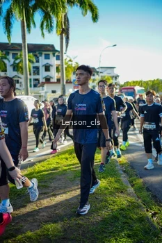 Runner Photo 1675081