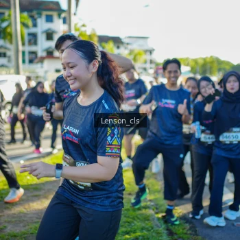 Runner Photo 1675224