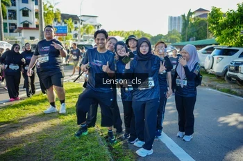 Runner Photo 1675229