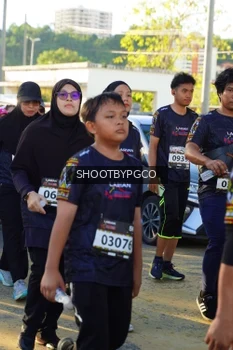 Runner Photo 1675241