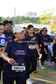 Runner Photo 1675304