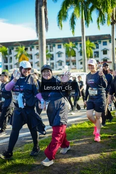 Runner Photo 1675313