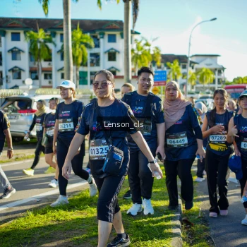 Runner Photo 1675429