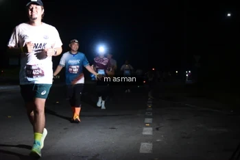 Runner Photo 1675477