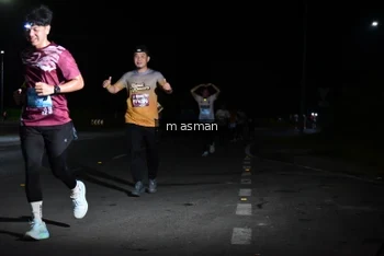Runner Photo 1675487