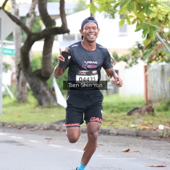 Runner Photo 1675561