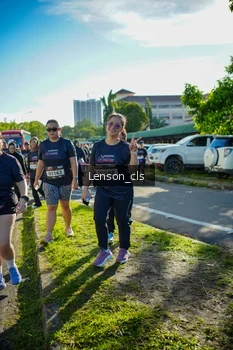 Runner Photo 1675671