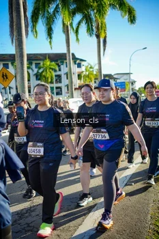 Runner Photo 1675701