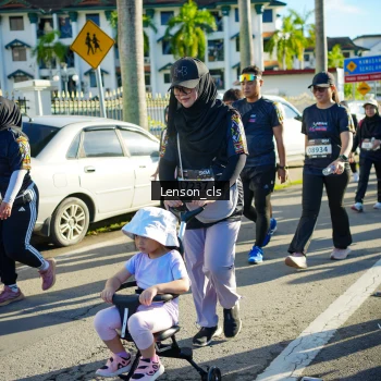 Runner Photo 1675757
