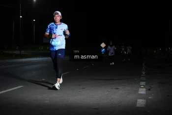Runner Photo 1675794