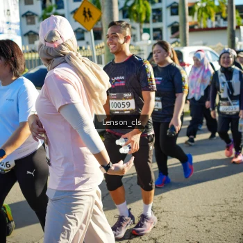 Runner Photo 1675859