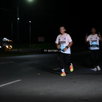 Runner Photo 1675867
