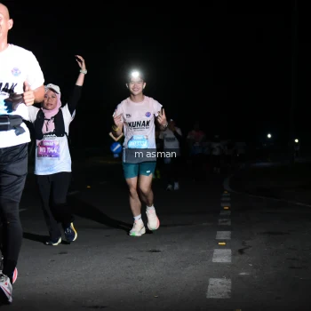 Runner Photo 1675878