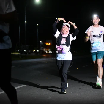 Runner Photo 1675884