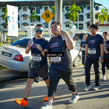 Runner Photo 1675962