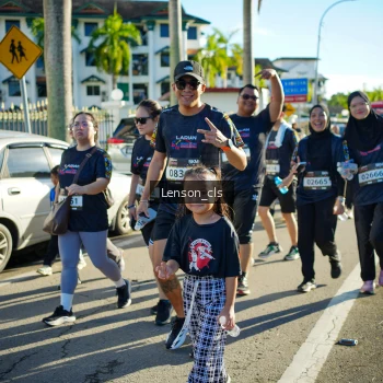 Runner Photo 1675986