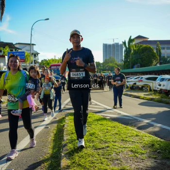 Runner Photo 1676026