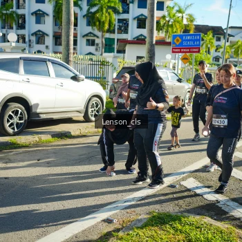 Runner Photo 1676071