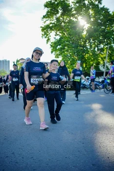 Runner Photo 1676199