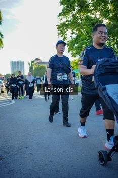 Runner Photo 1676205
