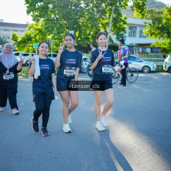 Runner Photo 1676208